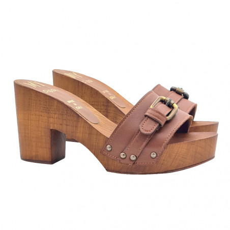 BROWN CLOGS WITH BUCKLE AND HEEL 9