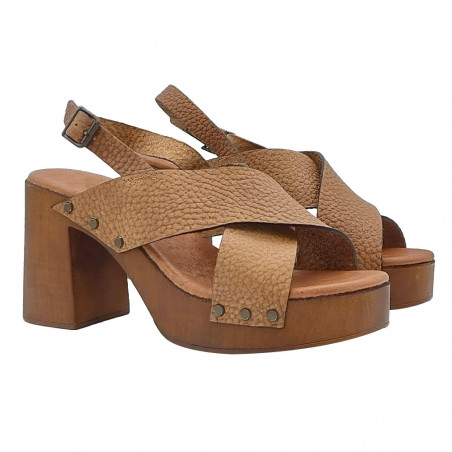 OCHER SANDALS WITH CROSSED BANDS AND AND HEEL 8,5 CM