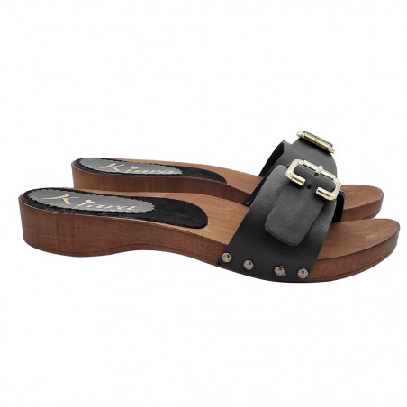 CLASSIC BLACK LEATHER CLOGS WITH BUCKLE