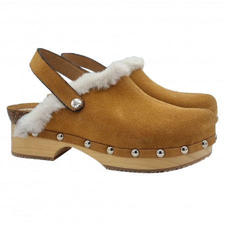 WOODEN CLOGS IN OCHER COLOR SUEDE
