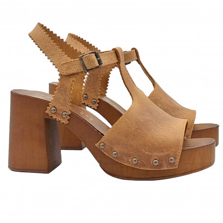 BROWN OPEN TOE CLOGS WITH STRAP