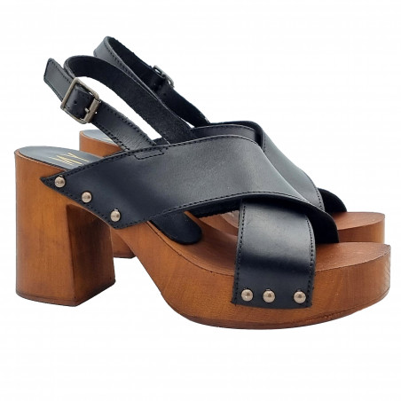 BLACK CLOGS WITH CROSSED BANDS AND STRAP